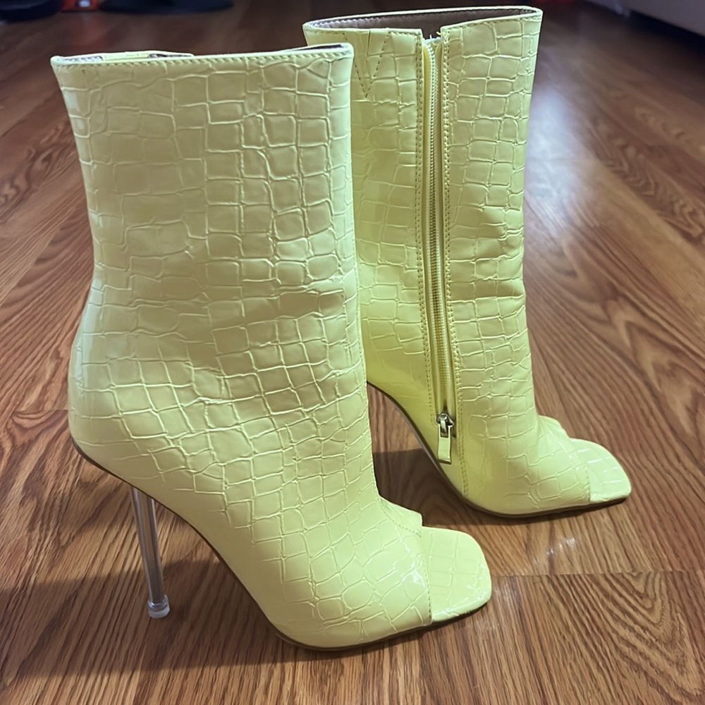 Brand new Azalea Wang stilettos